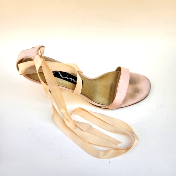 Nina Vintage '03 Rylee Lace-Up Sandal - Picture 4 of 6